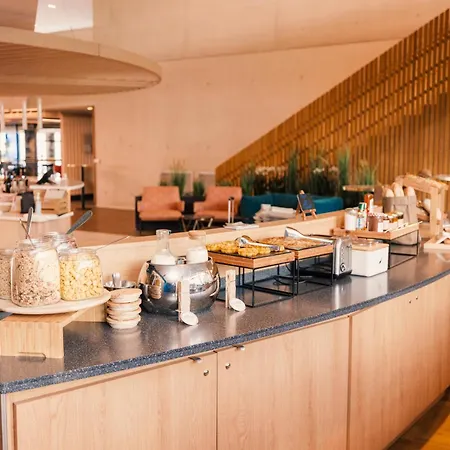 Hotel Novotel Centre Gare 4*