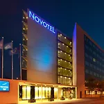 نوفوتيل سنتر غار 4*