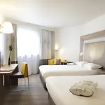 Novotel Centre Gare 4*