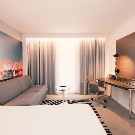 Novotel Centre Gare Hotel