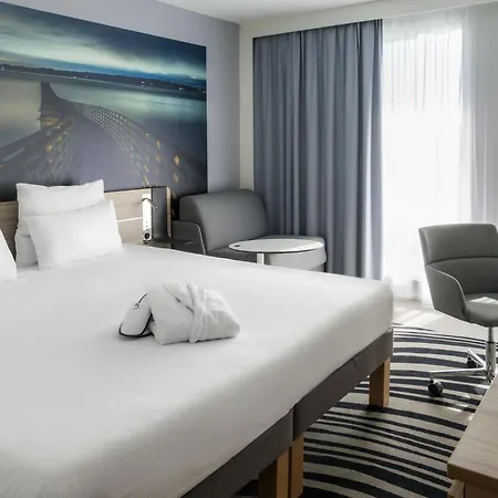 Novotel Centre Gare 4*