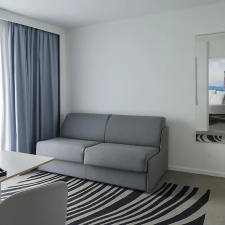 Hotel Novotel Centre Gare Le Havre