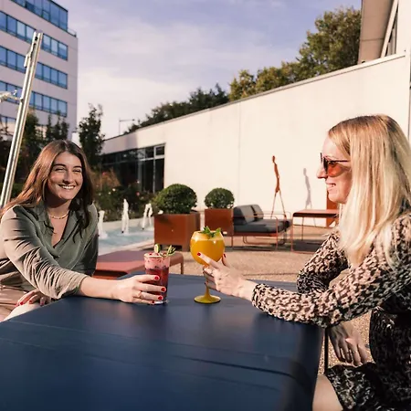 Novotel Centre Gare Hotel 4*