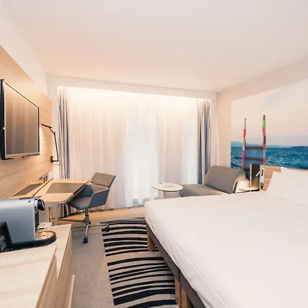 Novotel Centre Gare 4*