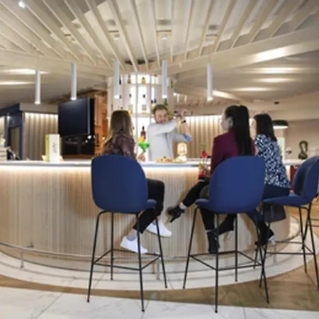 Novotel Centre Gare Hotel 4*