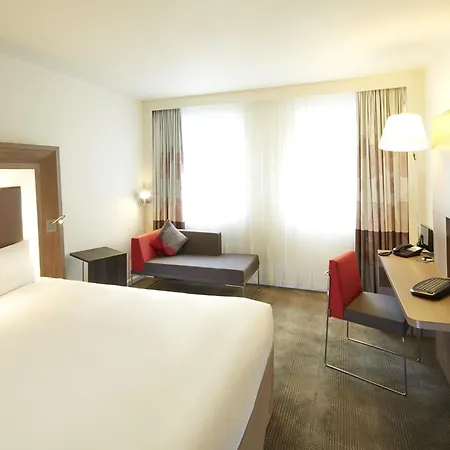 Novotel Centre Gare Hotel 4*