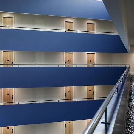 Novotel Centre Gare 4*